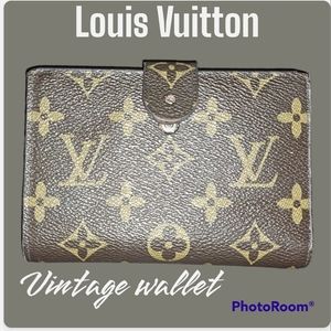 100% AUTHENTIC LOUIS VUITTON VINTAGE 80s WALLET.read description.